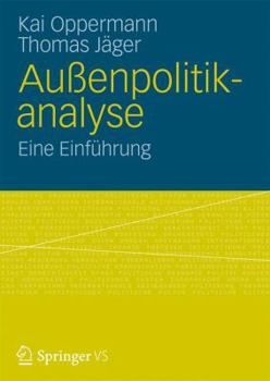 Paperback Au Enpolitikanalyse: Eine Einf Hrung [German] Book