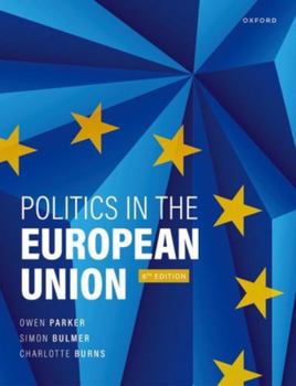 Paperback Politics in the European Union Book