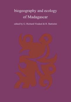 Paperback Biogeography and Ecology in Madagascar Book