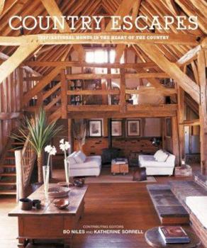 Paperback Country Escapes: Inspirational Homes in the Heart of the Country Book