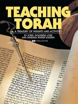 Paperback Teaching Torah: A Treasury of Insights and Activities Book