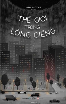 Paperback The World in the Well [Vietnamese] Book