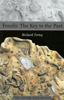 Paperback Fossils: Fossils Book