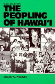 Paperback The Peopling of Hawai'i Book