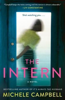 Paperback The Intern Book