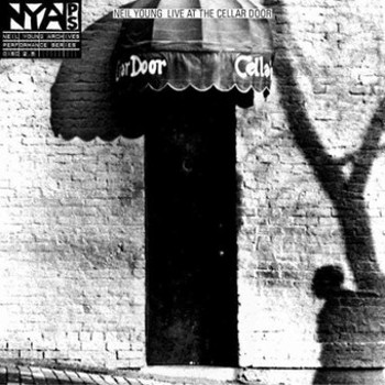 Music - CD Neil Young: Live at The Cellar Door Book