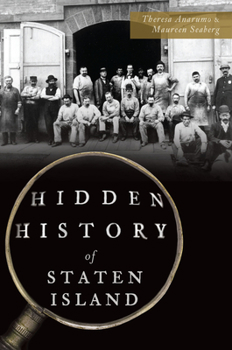 Paperback Hidden History of Staten Island Book