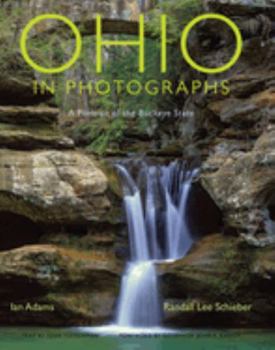 Paperback Ohio in Photographs: A Portrait of the Buckeye State Book