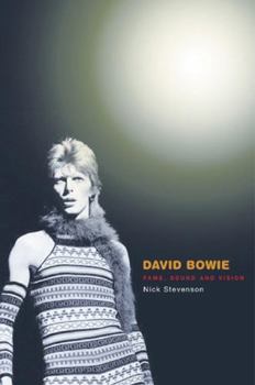 Paperback David Bowie: Fame, Sound and Vision Book