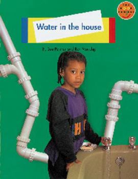 Paperback Longman Book Project: Non-fiction: Homes Topic: Water in the House: Pack of 6 (Longman Book Project) Book