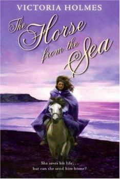 Paperback The Horse from the Sea Book