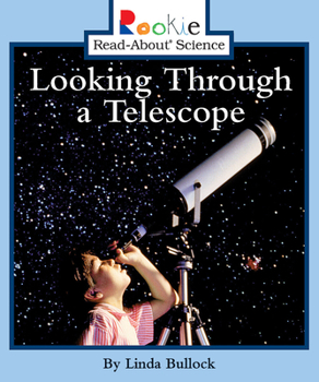 Paperback Looking Through a Telescope Book