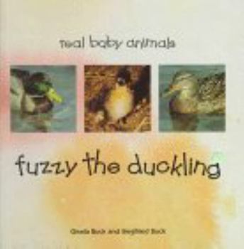 Hardcover Fuzzy the Duckling [Large Print] Book