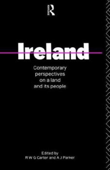 Paperback Ireland: Contemp Persp Land Peo Book