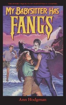 Paperback My Babysitter Has Fangs Book
