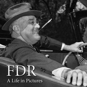 Paperback FDR: A Life in Pictures Book