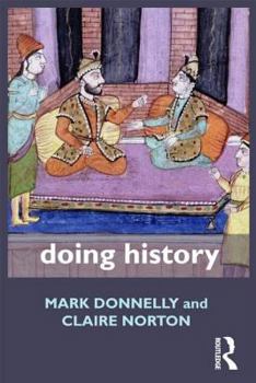 Paperback Doing History Book