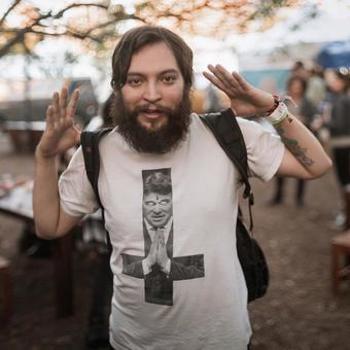 Vinyl Hyper Relevisation Book