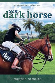 Paperback Team Dark Horse Book