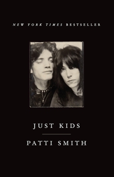 Paperback Just Kids: An Autobiography Book