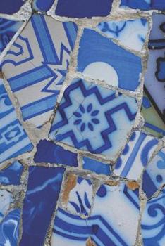 Paperback Barcelona: A Travel Journal Book