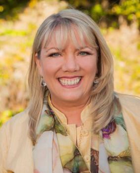Paperback Spontaneous Transformation: 7 Steps To Coping & Thriving In Extreme Times Book
