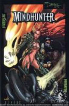 Paperback Aliens vs. Predator/Witchblade/Darkness: Mindhunter Book