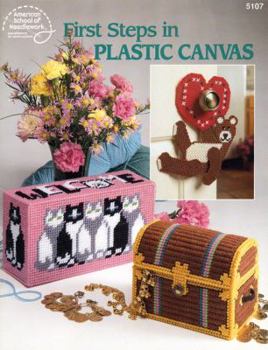 Paperback First Steps in Plastic Canvas Book