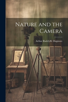 Paperback Nature and the Camera Book
