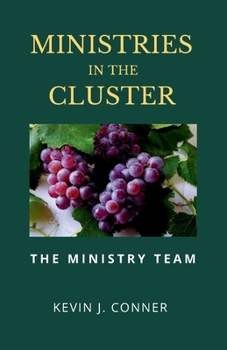 Paperback Ministries in the Cluster: The Ministry Team Book