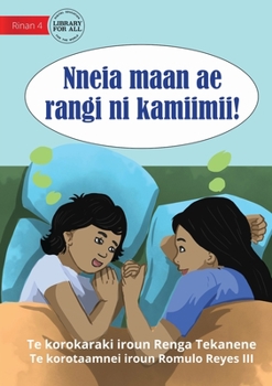 Paperback The Amazing Zoo! - Nneia maan ae rangi ni kamiimii! (Te Kiribati) [Mi'kmaq; Micmac] Book