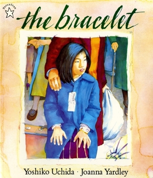 Paperback The Bracelet Book
