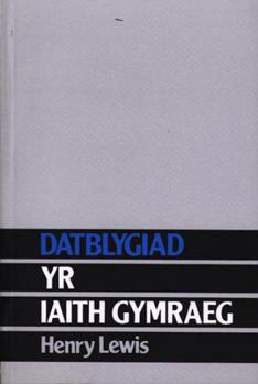 Paperback Datblygiad yr iaith Gymraeg (Welsh Edition) Book