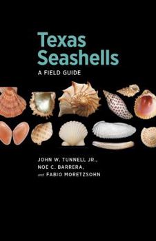 Paperback Texas Seashells: A Field Guide Book