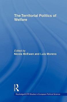 Paperback The Territorial Politics of Welfare Book
