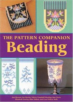 Paperback The Pattern Companion: Beading Book
