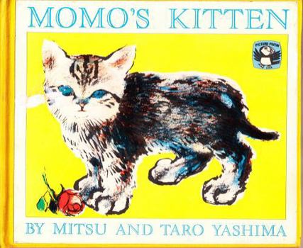 Paperback Momo's Kitten Book