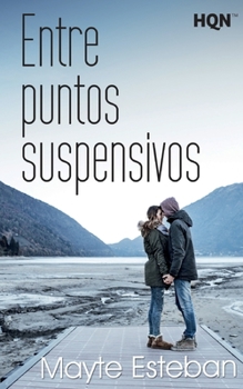 Paperback Entre puntos suspensivos [Spanish] Book