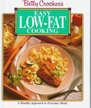 Paperback Betty Crocker's Easy Low-Fat Cooking Book