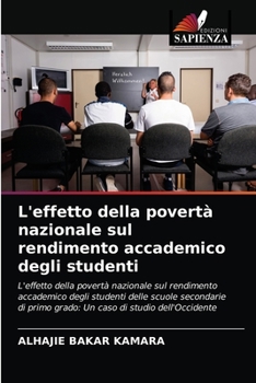 Paperback L'effetto della povertà nazionale sul rendimento accademico degli studenti [Italian] Book
