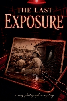Paperback The Last Exposure Book