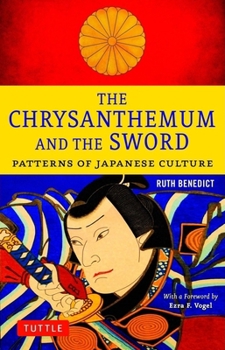 Paperback The Chrysanthemum and the Sword: Patterns of Japanese Culture Book