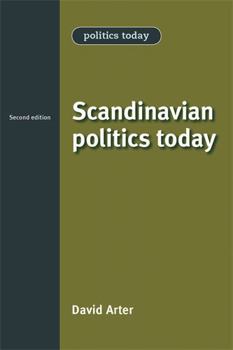 Paperback Scandinavian Politics Today Book