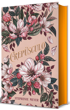 Hardcover Crepúsculo. Edición Limitada Bella Y Edward (Especial 20 Aniversario) / Twilight: Deluxe Collector's Edition [Spanish] Book