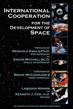 Paperback International Cooperation for the Development of Space Book