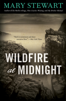 Paperback Wildfire at Midnight: Volume 17 Book