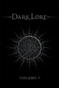 Paperback Darklore Volume 5 Book
