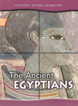 Paperback The Ancient Egyptians Book