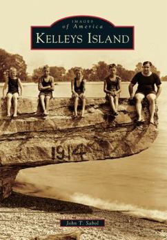 Paperback Kelleys Island Book