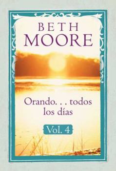 Paperback Orando . . . todos los días, vol. 4 (Spanish Edition) Book